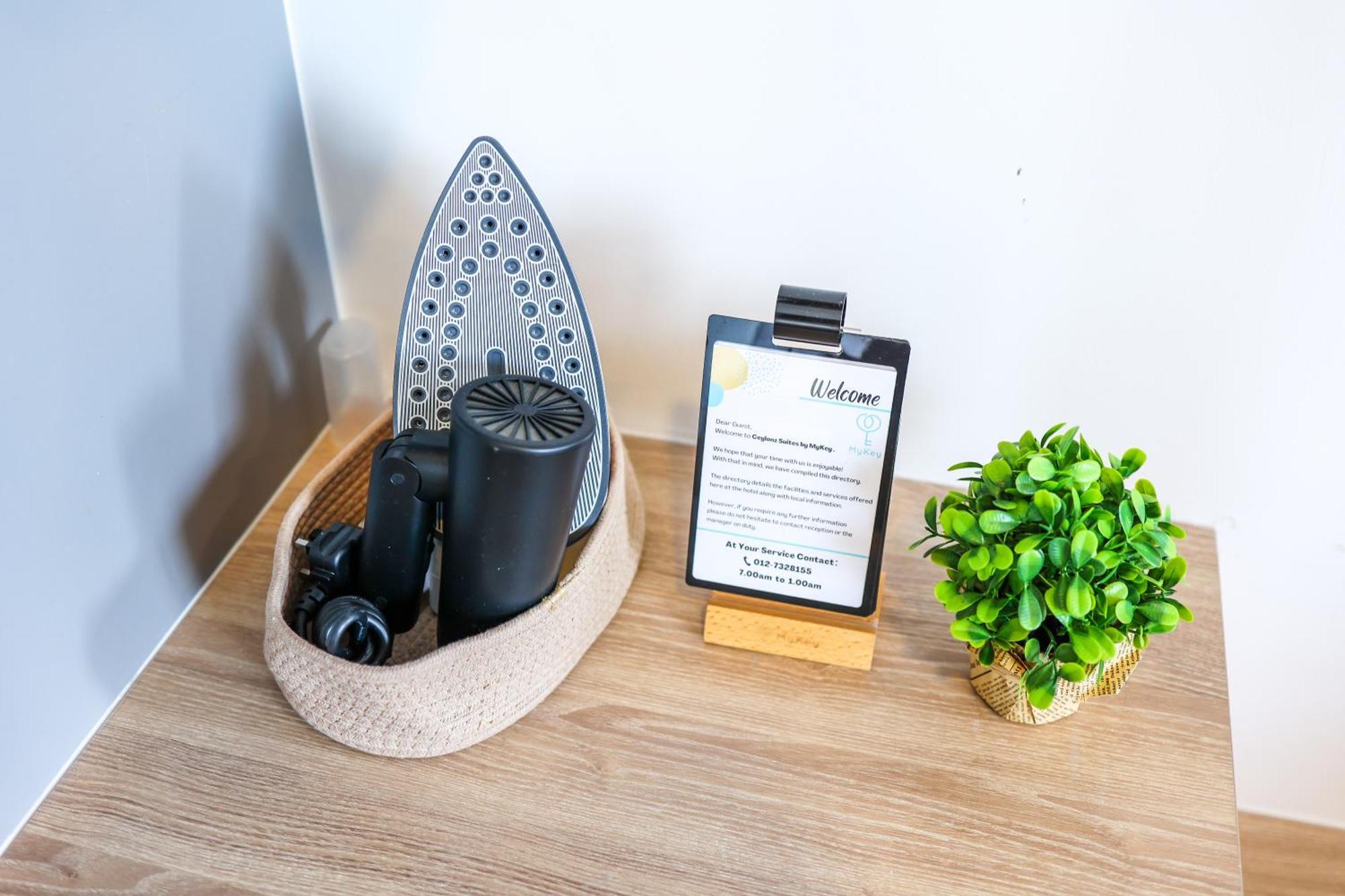 Mossaz Suites By Mykey Petaling Jaya Ngoại thất bức ảnh